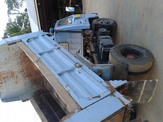 ขายรถบรรทุก 6 ล้อดัมพ์ ยี่ห้อ ISUZU รุ่น NKR