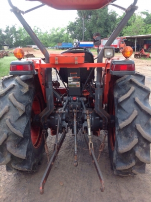 แทรกเตอร์คูโบต้า 4508 di สภาพดีมากเดิมๆทั้งคัน มีผานดันหน้า และผานหลัง