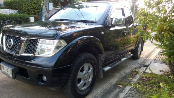 Nissan Navara LE ปี 07 MT สีดำ
