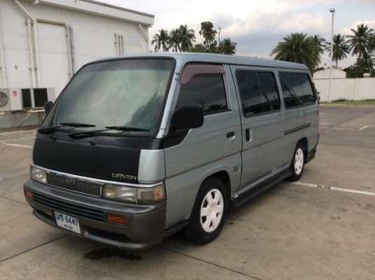 ขายรถตู้นิสสัน เออแวนปี90 เครื่อง 1JZ หัวฉีด ติดก๊ส LPG เพาเวอร์ กระจกไฟฟ้า ภายในลายไม้ แอร์หน้า-หลัง เบาะหลังสามแถว รถขับดี นั่งสบาย พร้อมใช้ครับ