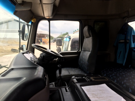 รถฮีโน่ 10 ล้อ โม่ปูน  335 แรงม้า. ปี 57  สนใจติดต่อ 081 - 6079515