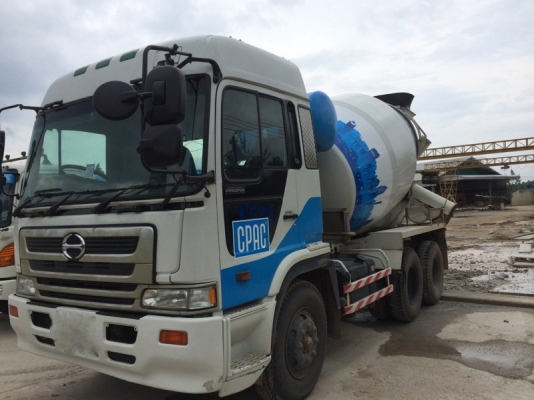 รถฮีโน่ 10 ล้อ โม่ปูน  335 แรงม้า. ปี 57  สนใจติดต่อ 081 - 6079515