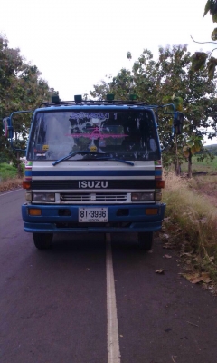 ขายเทเลอร์ลากรถเกี่ยวข้าวอีสุสภาพพร้อมใช้งาน