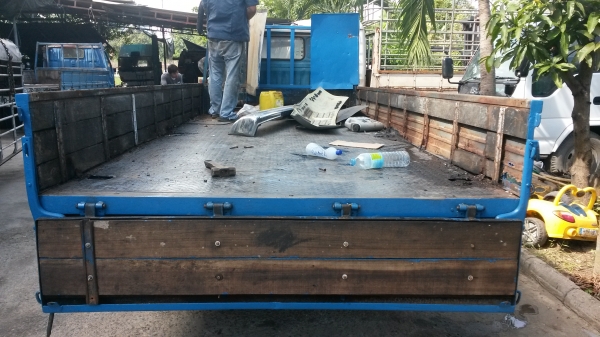 ขายรถโตโยต้าBU15 กระบะยาว4เมตร เครื่องดี70\% แซสซีสวย ทะเบียนขาดเดือน 6น๊อต พร้อมโอน ขาย 85000 บาท ขายรถโตโยต้าBU15 กระบะยาว4เมตร เครื่องดี70\% แซสซีสวย ทะเบียนขาดเดือน 6น๊อต พร้อมโอน ขาย 85000 บาท