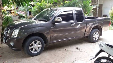 ขายด่วนมากๆครับ ISUSU 2009 ขายด่วนมากๆครับ ISUSU 2009