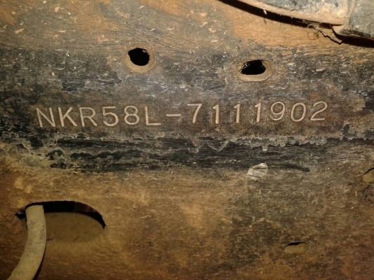 ขาย 6 ล้อ NKR 110 จดทะเบียนปี 39 คัสซีสวยตลอดเส้น เครื่อง 4BE1 110 แรงม้า พวงมาลัยพาวเวอร์ ทะเบียนพร้อมโอน ราคาต่อรองได้ครับ