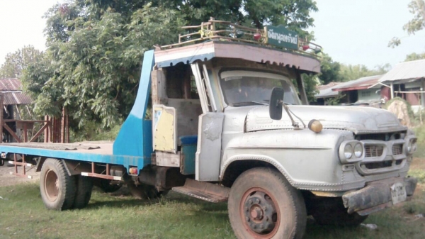 ขายเทนเลอร์ 6 ล้อหัวยาว คัสซีสวยตลอดเส้น เครื่อง DA640 140 แรงม้า เฟืองท้าย FUSO หางพับไฮดรอริค ทะเบียนพร้อมโอน ราคาคุยกันได้ครับ