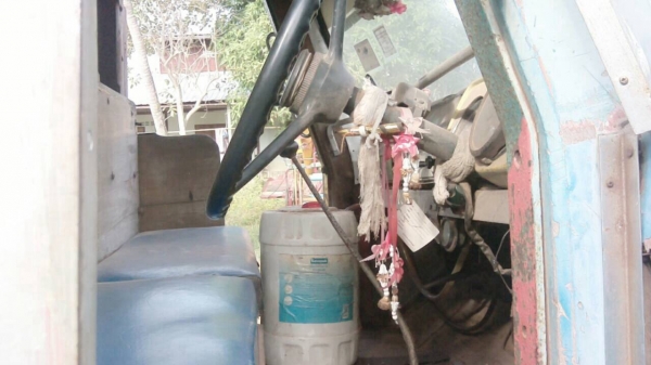 ขายเทนเลอร์ 6 ล้อหัวยาว คัสซีสวยตลอดเส้น เครื่อง DA640 140 แรงม้า เฟืองท้าย FUSO หางพับไฮดรอริค ทะเบียนพร้อมโอน ราคาคุยกันได้ครับ ขายเทนเลอร์ 6 ล้อหัวยาว คัสซีสวยตลอดเส้น เครื่อง DA640 140 แรงม้า เฟืองท้าย FUSO หางพับไฮดรอริค ทะเบียนพร้อมโอน ราคาคุยกันได้ครับ