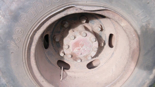 ขายเทนเลอร์ 6 ล้อหัวยาว คัสซีสวยตลอดเส้น เครื่อง DA640 140 แรงม้า เฟืองท้าย FUSO หางพับไฮดรอริค ทะเบียนพร้อมโอน ราคาคุยกันได้ครับ ขายเทนเลอร์ 6 ล้อหัวยาว คัสซีสวยตลอดเส้น เครื่อง DA640 140 แรงม้า เฟืองท้าย FUSO หางพับไฮดรอริค ทะเบียนพร้อมโอน ราคาคุยกันได้ครับ