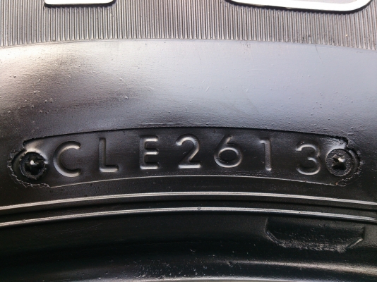 ขายยาง Bridgestone 245/70R16  ยางสัปดาห์ที่26ปี13 ดอกยางเต็มนิ่มลึกเท่ากันไม่แตกไม่ร้าวไม่ปะสวยมากน้องๆป้ายแดง จำนวน 4  เส้น