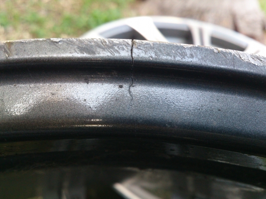 ขายแม็ก BMW ขอบ19 ถูกๆ จำนวน 4 วง