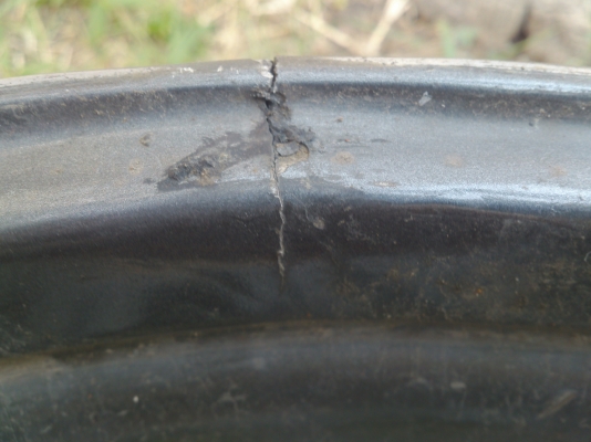 ขายแม็ก BMW ขอบ19 ถูกๆ จำนวน 4 วง