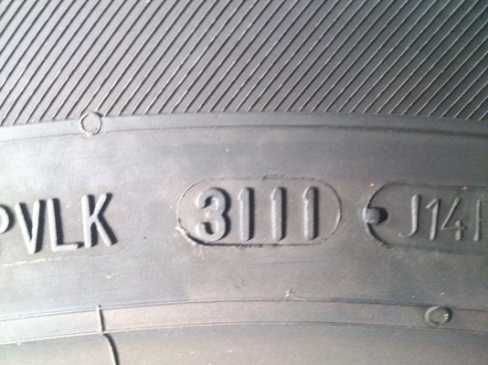 ขายยางใหม่ปี11 ขนาด265/65R17 จำนวน 4  เส้น