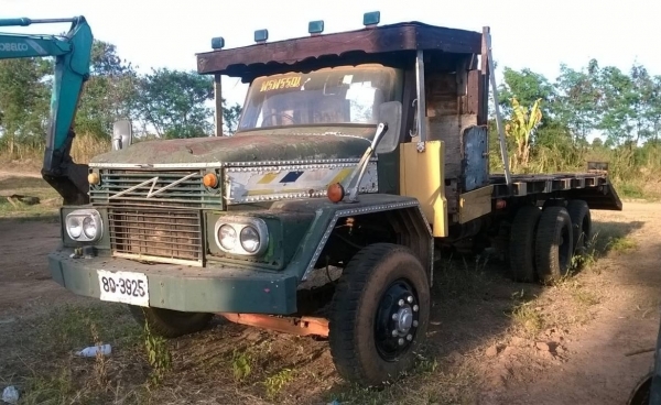 ขายเทนเลอร์ 10 ล้อเรียล 2 เพลา เครื่อง 185 แรงม้า คัสซีสวย สโลว์กลาง เบรคลมดัน พวงมาลัยพาวเวอร์ ทะเบียนพร้อมโอน ราคาต่อรองได้ครับ