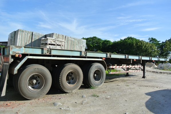 SMM หางพื้นเรียบสามเพลา