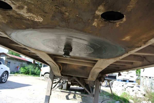 SMM หางพื้นเรียบสามเพลา