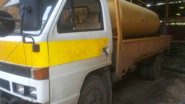 ขายด่วนครับ แบบถูกๆ NPR115 คัสชี 59 กระบะคาร์โก้ พร้อม ถังน้ำมัน และ หัวจ่ายน้ำมัน พร้อมใช้ครับ เหมาะสำหรับงานภาคสนามครับ