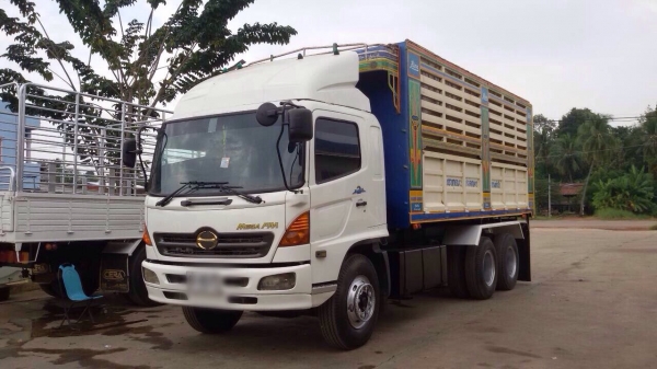 ขายรถบรรทุกสิบล้อดัมพ์ HINO MEGA เครื่อง 260 แรง ปี 49 กระบะดัมพ์เหล็ก ทะเบียนพร้อม