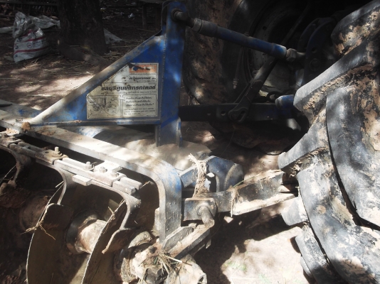 ขายฟอร์ด 6610  เสื้อลาย  2  เพลา   หาง  7  ดันหน้า  เล่มทะเบียนพร้อม เครื่องแน่นไม่มีควันขาว   ราคาอยากได้เท่าไร่บอกมา