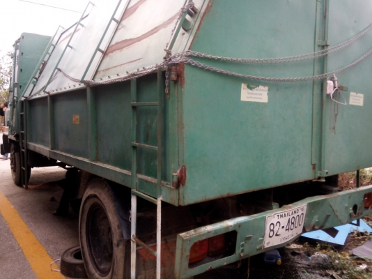 ** ขายแล้วครับ  **ขายรถบรรทุกขยะแห้ง รถบรรทุกหกล้อ อีโน่ GD176 EH700 168 แรง เครื่องดี แชสซีสวย พร้อมใช้งานครับ ราคาถูก