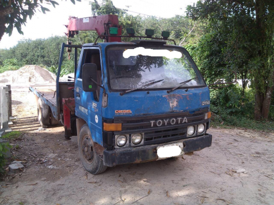 ขายรถบรรทุก 6 ล้อเทเลอร์ติดเครน TOYOTA ใส่เครื่อง ฮีโน่ 120 แรงม้าติดเครน 2.5 ตัน ราคา 250000