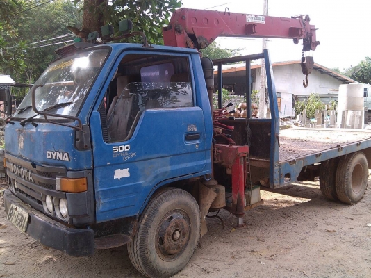 ขายรถบรรทุก 6 ล้อเทเลอร์ติดเครน TOYOTA ใส่เครื่อง ฮีโน่ 120 แรงม้าติดเครน 2.5 ตัน ราคา 250000