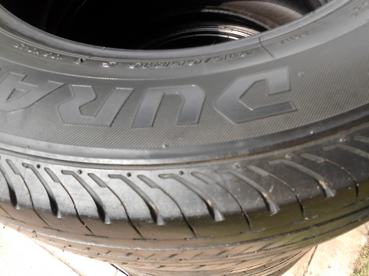 215/65R16  BRIDGESTONE DURAVIS R611 ชุด 4  เส้น TEL.081-427-3941