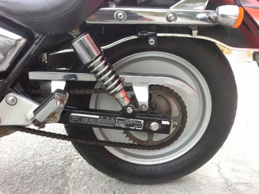 ขาย Honda Phantom 200cc.ปี46 รถมือเดียวใช้น้อยแค่ 20000 กว่าโล ภาษีหมดปี58.ชุดโอนครบ สีลายไฟสวยครับ กุณแจล่าง ยางเต็มหน้าหลัง ไฟติดครบ ศูนย์ดีรถไม่เคยชน ของแต่งตามรูป พร้อมใช้เลยครับผม ราคา 39500 บาท ดูรถได้ที่ อ.บ.ต บางบัวทอง จ.นนทบุรี พร้อมจัดส่งถึงหน้า