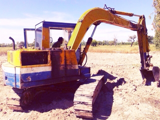 KOMATSU PC 60-3 ขายคู่กับหางพ่วง รถสภาพดีพร้อมทำงานได้เลยครับ เครื่องเดิมปั๊มเดิมทำงานไม่โหลด ช่วงล่างเอวไม่หลวม โซ่บูทใบแทรกประมาณ 60\% เฟรมไม่มีปะไม่มีดาม เอกสารสัญญาซื้อขาย ราคาต่อรองได้ครับ KOMATSU PC 60-3 ขายคู่กับหางพ่วง รถสภาพดีพร้อมทำงานได้เลยครับ เครื่องเดิมปั๊มเดิมทำงานไม่โหลด ช่วงล่างเอวไม่หลวม โซ่บูทใบแทรกประมาณ 60\% เฟรมไม่มีปะไม่มีดาม เอกสารสัญญาซื้อขาย ราคาต่อรองได้ครับ