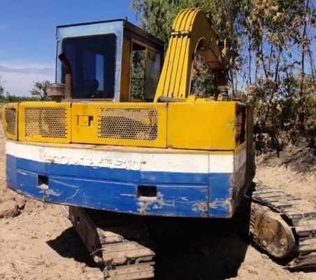 KOMATSU PC 60-3 ขายคู่กับหางพ่วง รถสภาพดีพร้อมทำงานได้เลยครับ เครื่องเดิมปั๊มเดิมทำงานไม่โหลด ช่วงล่างเอวไม่หลวม โซ่บูทใบแทรกประมาณ 60\% เฟรมไม่มีปะไม่มีดาม เอกสารสัญญาซื้อขาย ราคาต่อรองได้ครับ