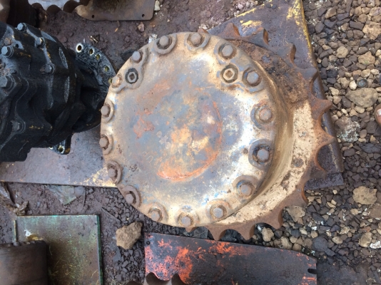 ขายด่วนตัวเดิน komatsu pc200-5