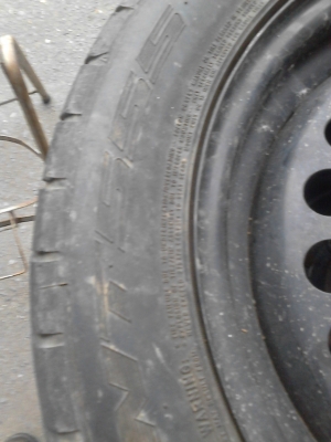 กะทะล้อ 4 รู 100 มม. ขอบ 15 พร้อมยาง 195/55R15  NITTO NT555 extreme  ติดต่อ.081-427-3941