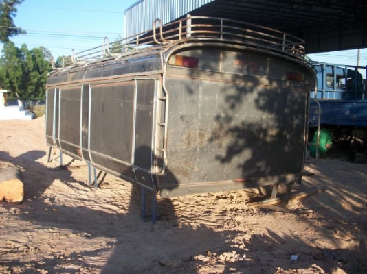 ขายหลังคาแสตนเลส+เสริมข้างไว้เก็บของหรืออุปกรณ์ ครบชุด สภาพสวยพร้อมใช้ ราคาถูก