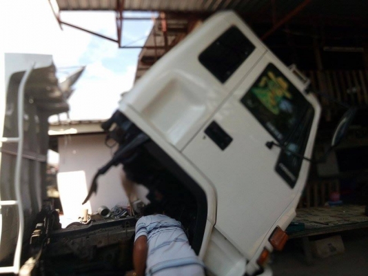 545000 เลิกกิจการก่อสร้าง npr 4bd1 และยังมีรุ่นนี้อีกคันรถหลวง รอเอกสารมา5ปีแล้วก็จะขายเหมือนกัน รุ่นยอดนิยม115แรง ดั้ม คัสซีสวย เครื่องแน่นๆภายในสวยครบ