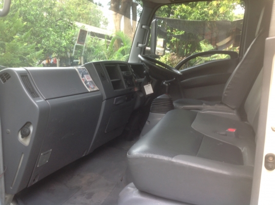 ขาย 6 ล้อ NPR  CNG. แท้งโรงงาน ปี 52 ยาว 4.9 เมตร พร้อมตู้ลิฟท้าย  สภาพสวยพร้อมใช้. ขาย 630,000ทาบ