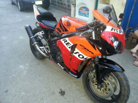 ปรับราคาเหลือ68,500บาทขายด่วนcbr400cc.ทะเบียนแท้แฟริ่งตัว1000ปี08