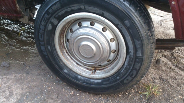 > ขายฝาตบ TOYOTA RN 30/40/51 สแตนเลส สวย ๆ > ขายฝาตบ TOYOTA RN 30/40/51 สแตนเลส สวย ๆ