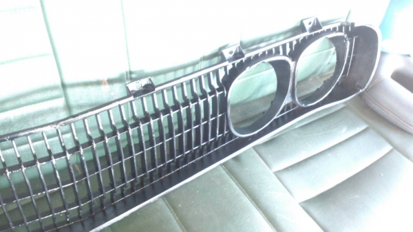 > ขาย หน้ากระจัง ช้างเหยียบ หน้าแว่น ครับ.