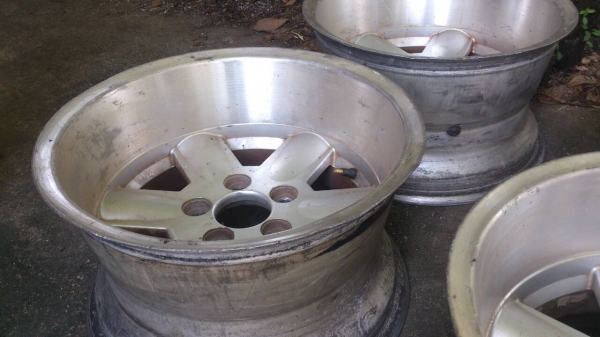 > ล้อ 15" หกก้าน 5 รู 114 สำหรับTOYOTA > ล้อ 15" หกก้าน 5 รู 114 สำหรับTOYOTA