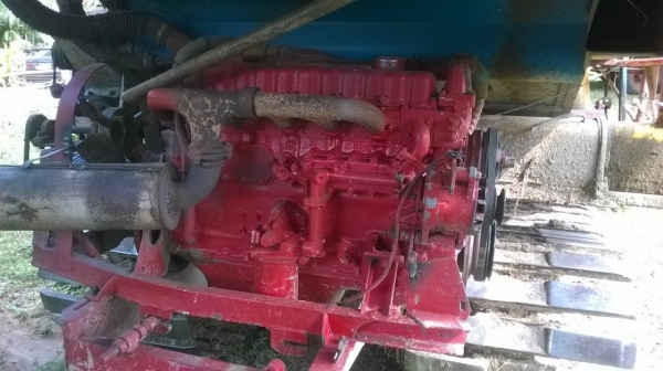 ขายรถเกี่ยวข้าวสภาพดีพร้อมใช้งาน เกี่ยวข้าวปีนี้เสร็จแล้ว ขายเพราะไม่มีคนช่วยครับ ราคาต่อรองได้