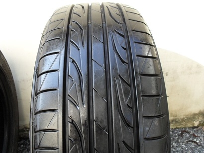 ขายเศษยาง DUNLOP SPORT LM704 ปี1314(1เส้น) 215-60-16 ราคา 1,500