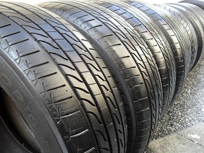 ขายยาง MICHELIN PRIMACY LC ปี13(1ชุด) 215-60-16 ราคา 4,500