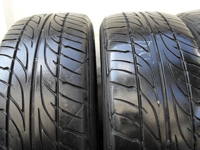 ขายยาง DUNLOP SPORT LM703 ปี1613(1ชุด) 205-55-16 ราคา 4,200