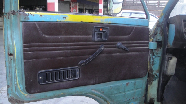 หัวรถ ISUZU KS สภาพดีของครบ ยกใส่รถวิ่งได้เลย