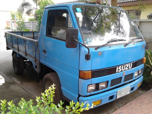 ขายด่วน ISUZU 4JB1 บรรทุก 4 ล้อ ไม่ติดเวลา พร้อมใช้
