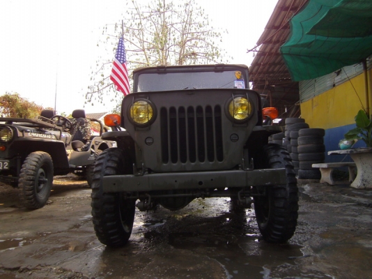 JEEP MITSUBHISHI J3B