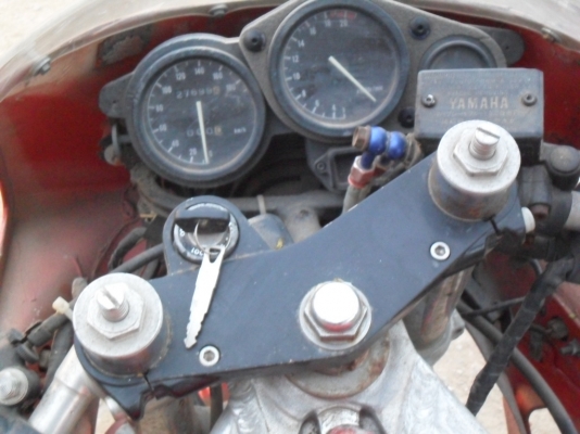 ขาย TZR250 3MA เป็นอะไหล่ หรือจะปั้นต่อ เชิญชมครับ ขาย TZR250 3MA เป็นอะไหล่ หรือจะปั้นต่อ เชิญชมครับ