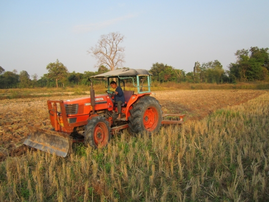 ขายถูกมาก kubota M5000 SU พร้อมอุปกรณ์
