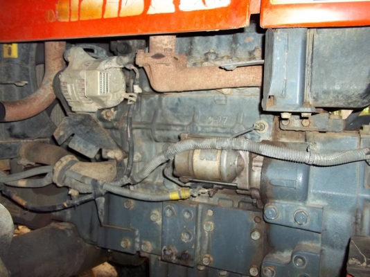 ขาย คูโบต้า 34 แรง 2 เพลา และผาน 6 หนึ่งชุด ( เอกสารเล่มทะเบียน ) ขาย คูโบต้า 34 แรง 2 เพลา และผาน 6 หนึ่งชุด ( เอกสารเล่มทะเบียน )