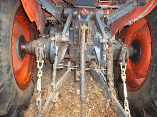 ขาย คูโบต้า 34 แรง 2 เพลา และผาน 6 หนึ่งชุด ( เอกสารเล่มทะเบียน ) ขาย คูโบต้า 34 แรง 2 เพลา และผาน 6 หนึ่งชุด ( เอกสารเล่มทะเบียน )